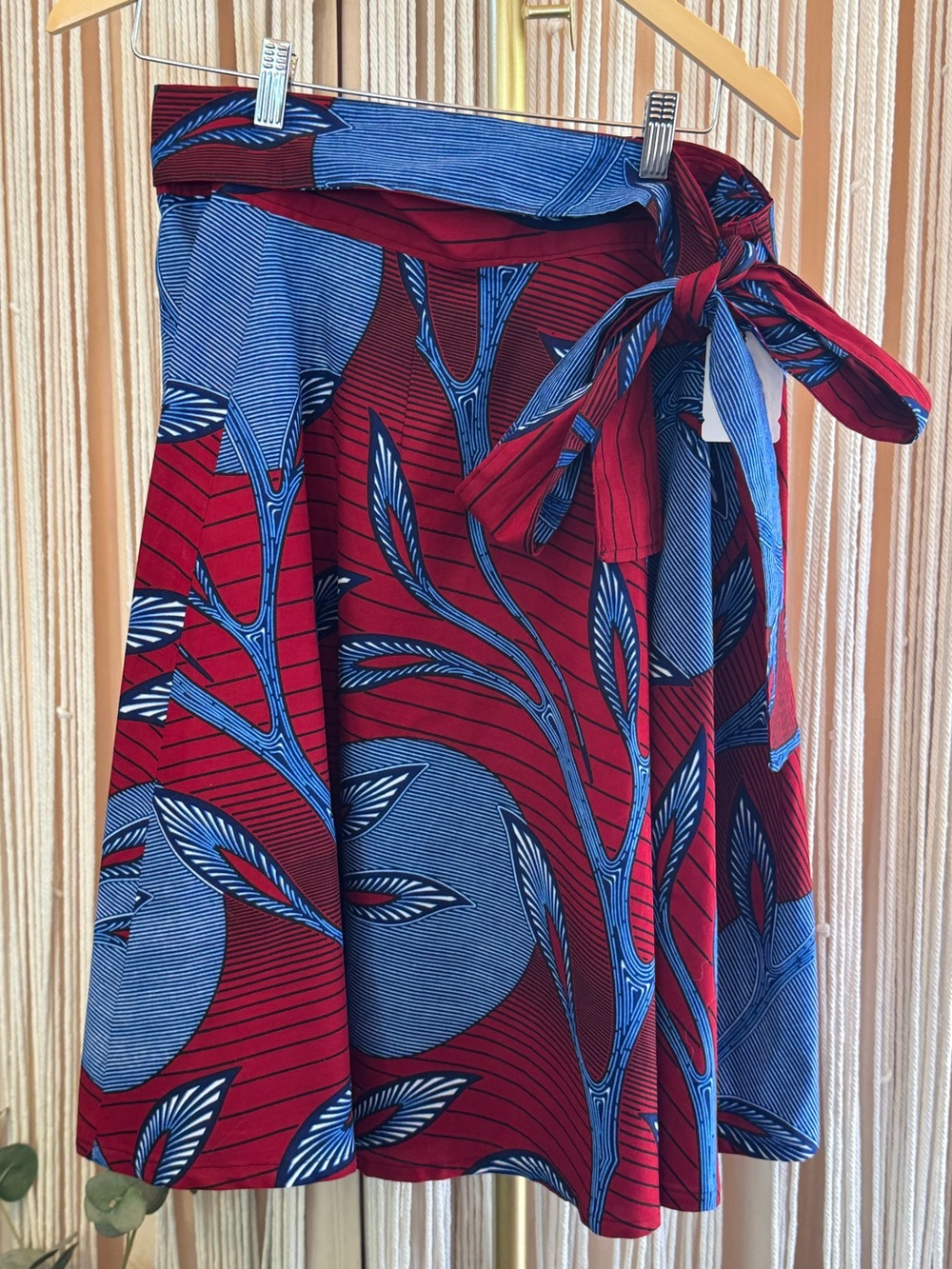 Ankara wrap circle skirt African wax print Grotto red blue white leaf floral